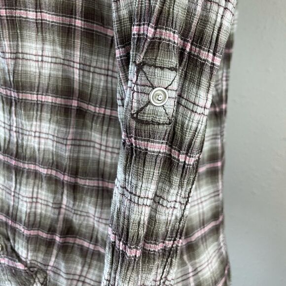 Athleta Pearl Button Down Shirt Size S EUC - Picture 8 of 12